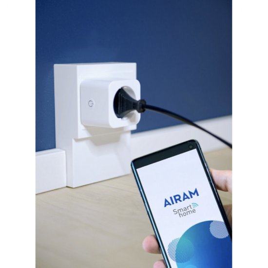 AIRAM Smart Home plug WIFI IP20 med avläsning av elförbrukning i väggen