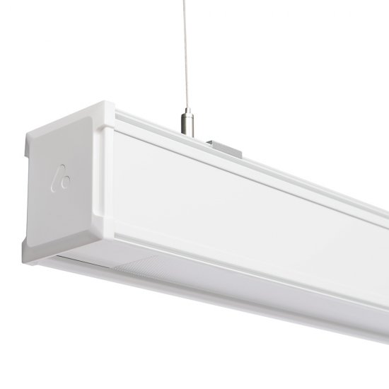 Kontorsarmatur Exzite LED 44W närbild