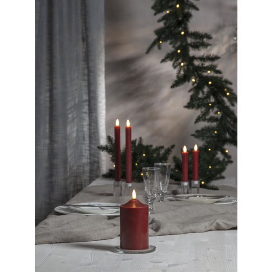 Blockljus rött Flamme 15cm, realistiskt LED-ljus - miljöbild 2