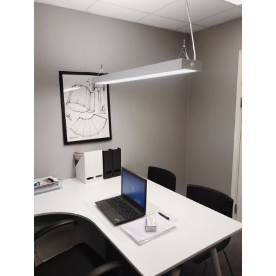 Pendlad LED armatur ned- och uppljus 40/20W