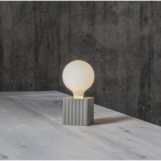 Lampfot BOX i trä med E27 sockel - flera färger