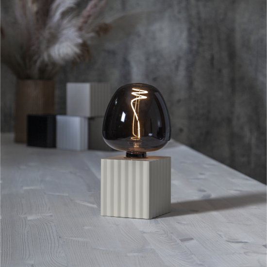 Lampfot BOX i trä med E27 sockel - flera färger