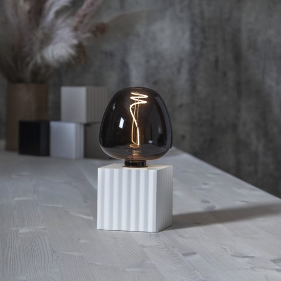 Lampfot BOX i trä med E27 sockel - flera färger