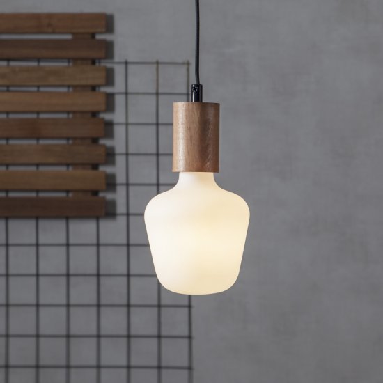 LED-lampa E27 12,5cm Opaque double coating Funkis 363-62 miljö