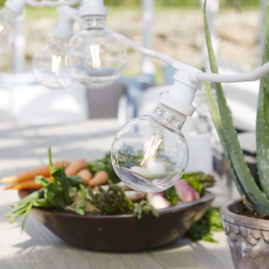 LED-lampa E27 9,5cm Outdoor Filament 359-25 miljö