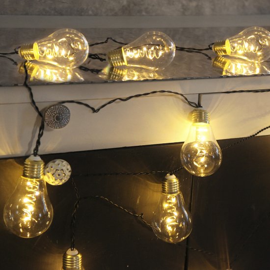 LED slinga Glow 10st glaslampor ger ett vackert ljus 476-33 miljö