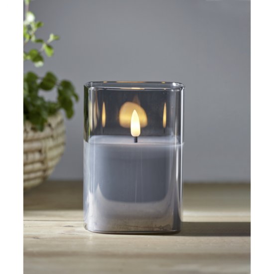 Blockljus Flamme i glas 12,5 cm, LED-ljus med timer - svart miljöbild