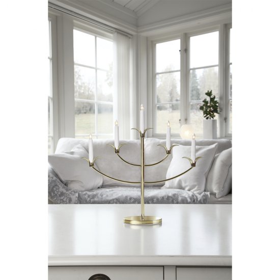 Ljusstake Tilpi - Mässing - miljöbild