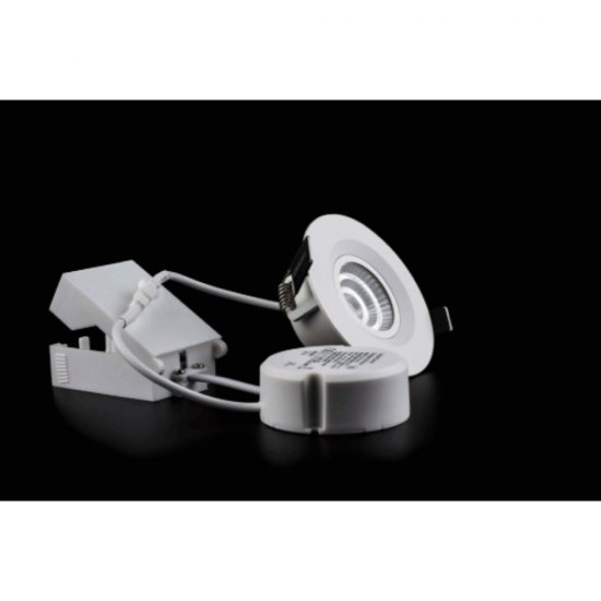 M-Penny 7,4W slimmade LED spotlights 2700/3000K IP44 fast modell - med trafo
