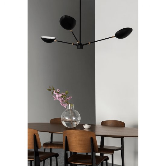 Snyggt designad taklampa från Watt & Veke i serien Spoon med design av Hanna Wessman
