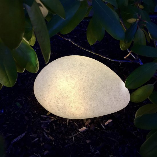 Stone XL trädgårdsdekoration med LED belysning - Miljöbild 1