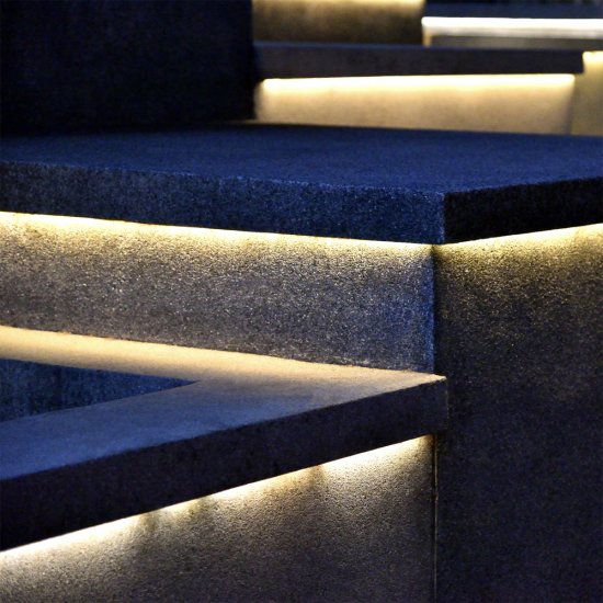 Strip 5m - i en trappa