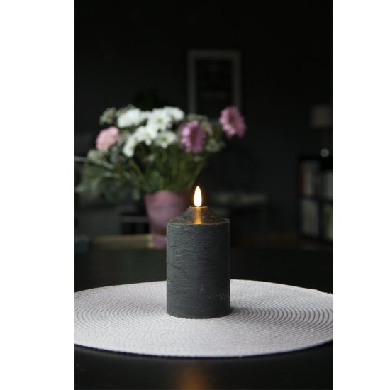 Blockljus svart Flamme 15cm, realistiskt LED-ljus med timer