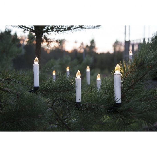 Trådlös julgransbelysning 10 pack på en gran